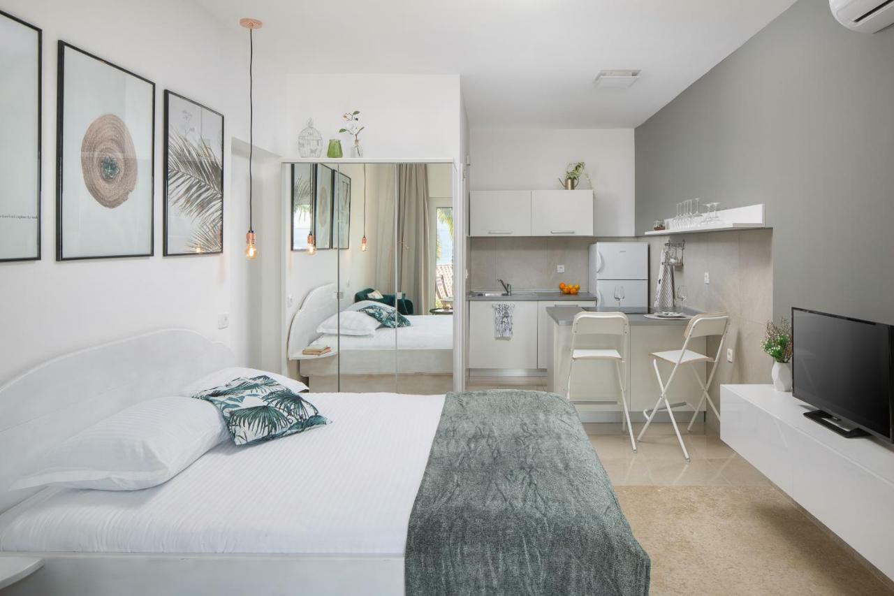 Studio Apartment Close To The Sea Рабац Екстериор снимка