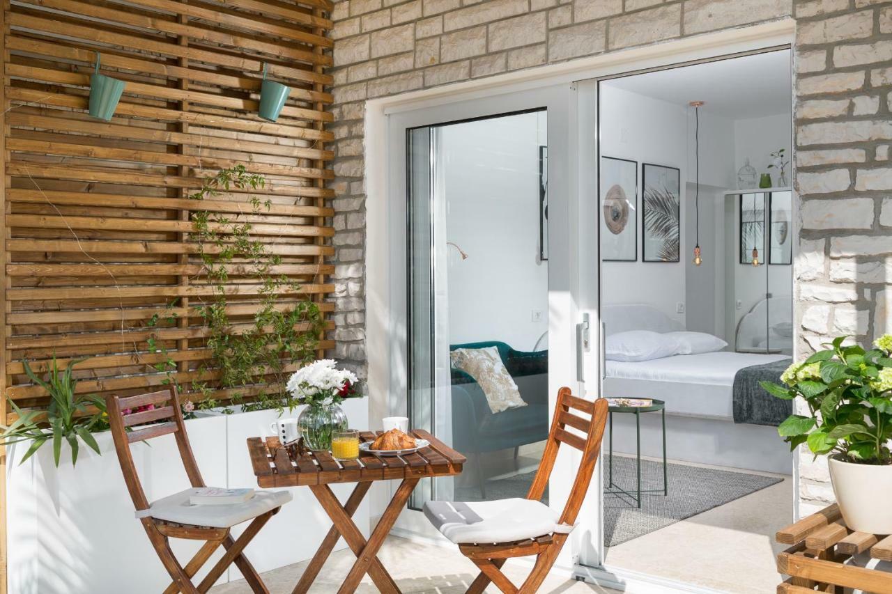 Studio Apartment Close To The Sea Рабац Екстериор снимка